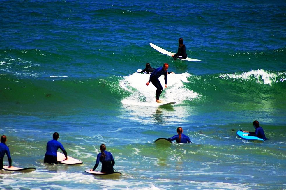 curso de surf avanzado elementsurf surfcamp cantabria