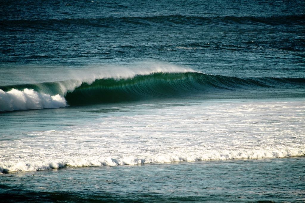 secret spot elementsurf surfcamp cantabria