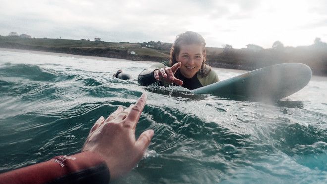 curso de surf en cantabria - un día de prueba